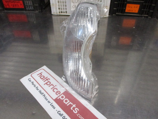 Hyundai Terracan Right Hand Front Indicator Park Light Assembly (Drivers) New Part