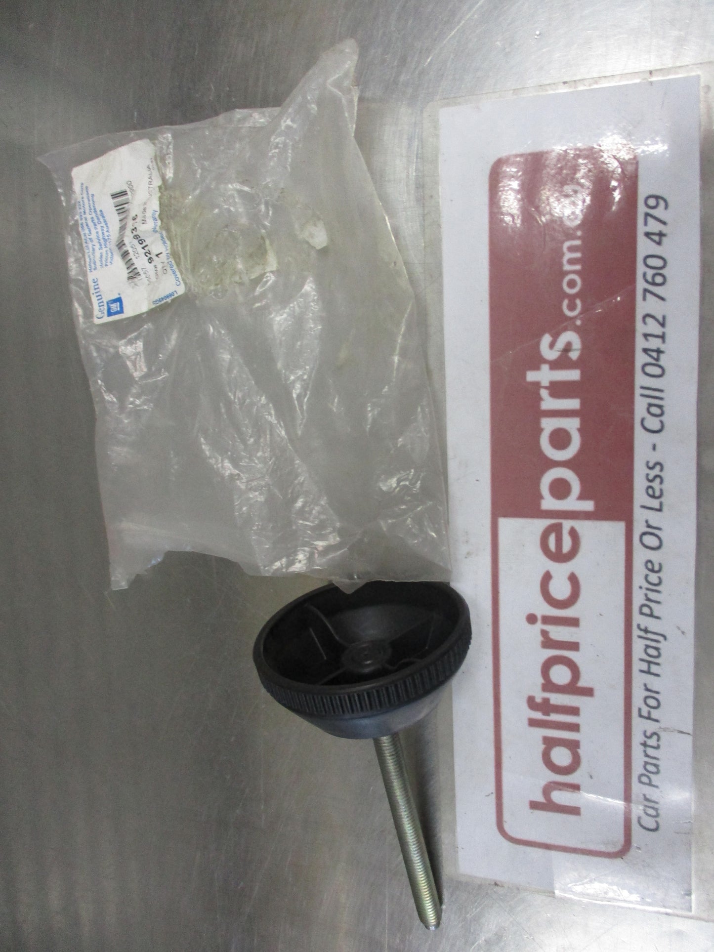 Holden VF Commodore Genuine Spare Wheel Retainer New Part