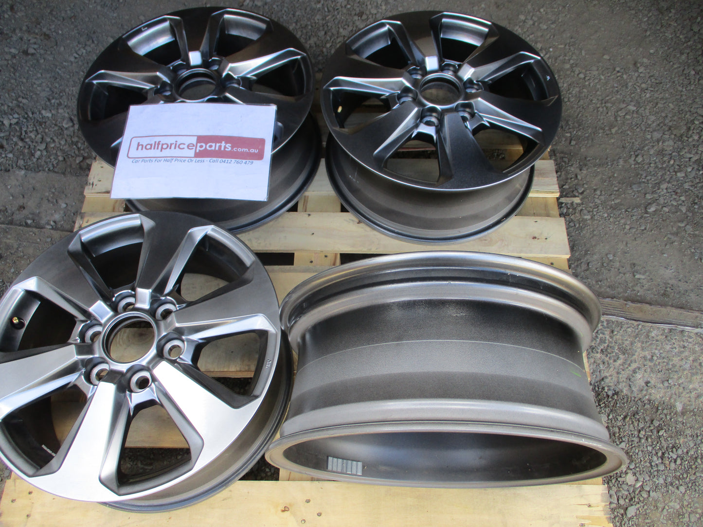 Toyota Landcruiser 300 Series Genuine Alloy Wheels Set 4 (No Caps) Used Part