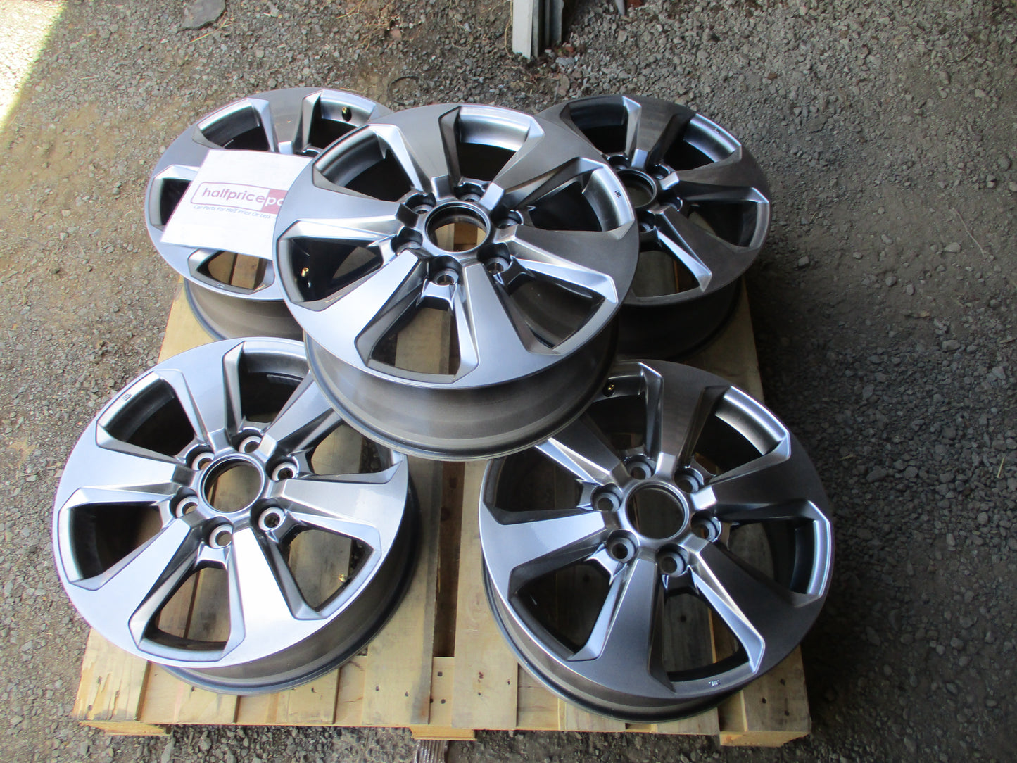 Toyota Landcruiser 300 Series Genuine Alloy Wheels Set 5 (No Caps) Used Part