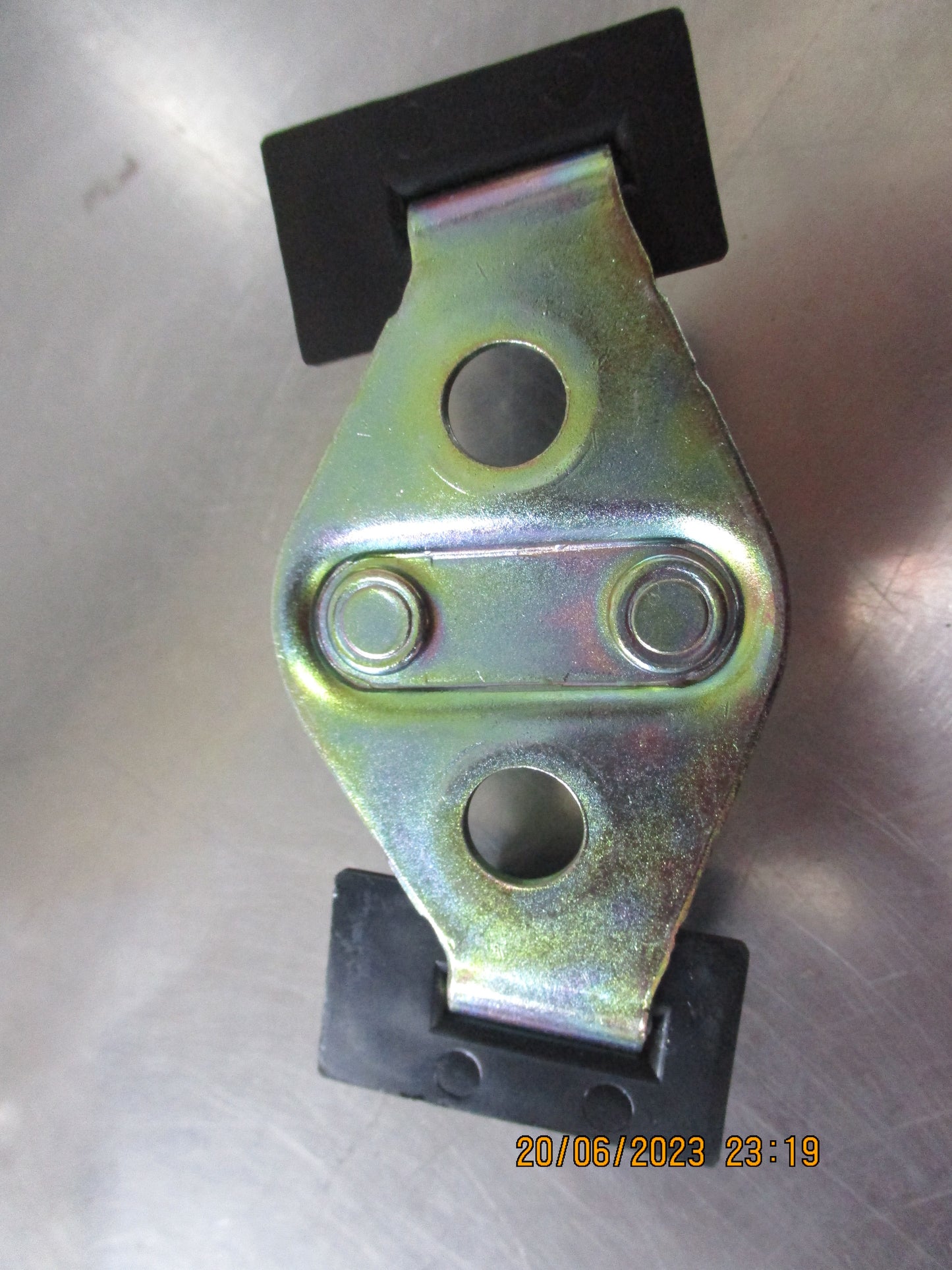 Hyundai Accent/Veloster/Elantra Genuine Tail Gate Striker Assembly New Part