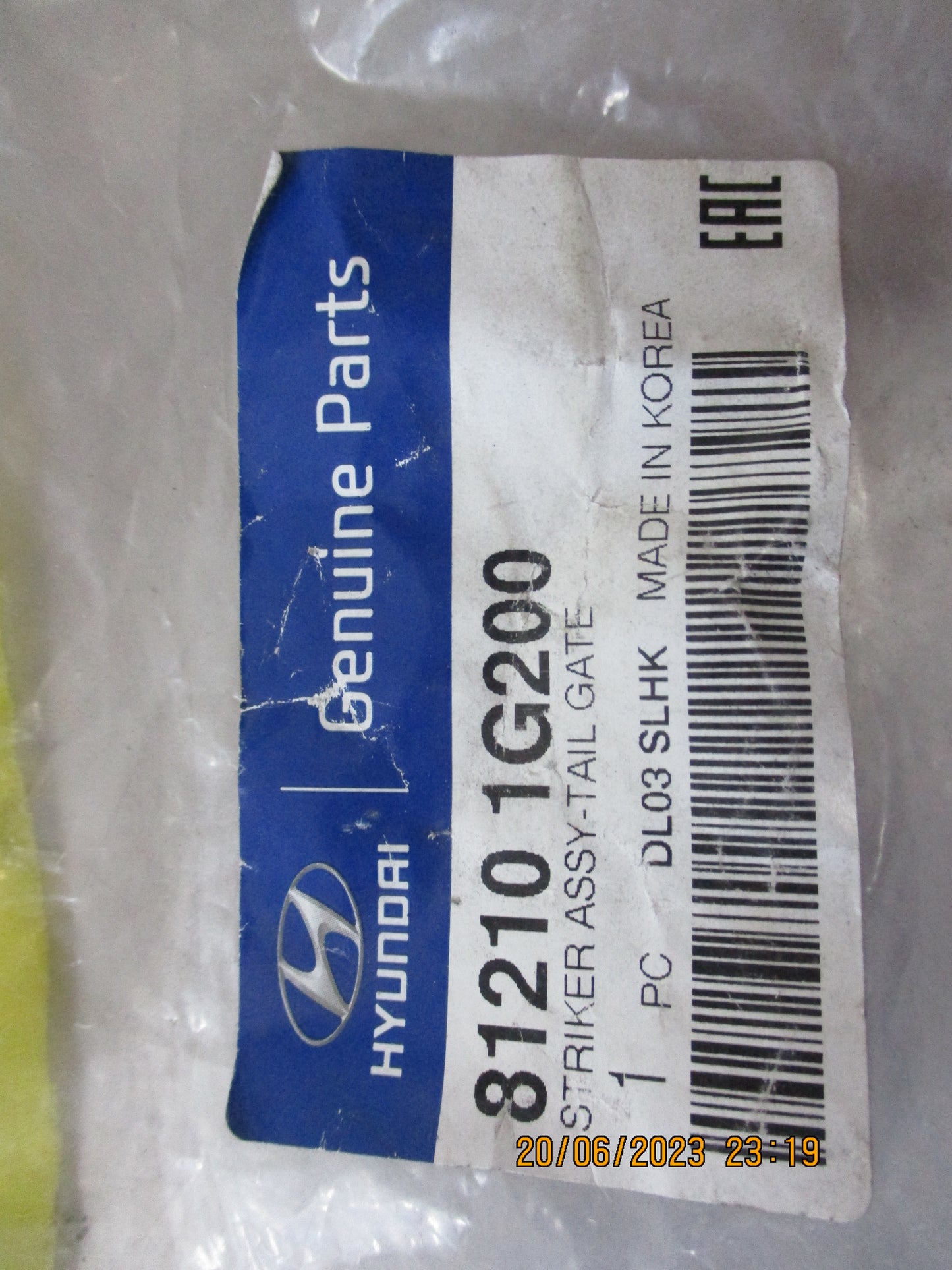 Hyundai Accent/Veloster/Elantra Genuine Tail Gate Striker Assembly New Part