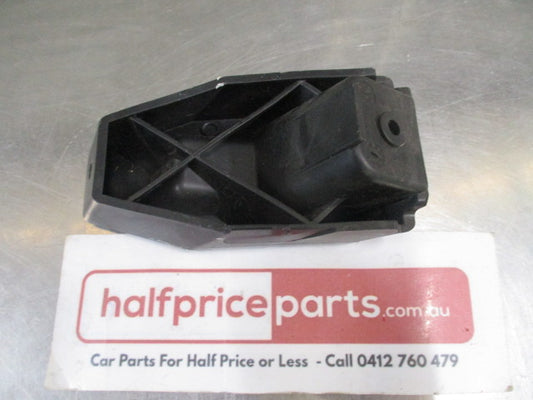 Ford Focus 3 Genuine Rear Bumper Mounting Bracket - New Part