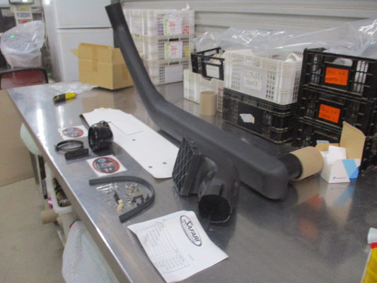 Safari Snorkel Complete Kit Suits Mitsubishi MH Triton 2.5Ltr Diesel New Part