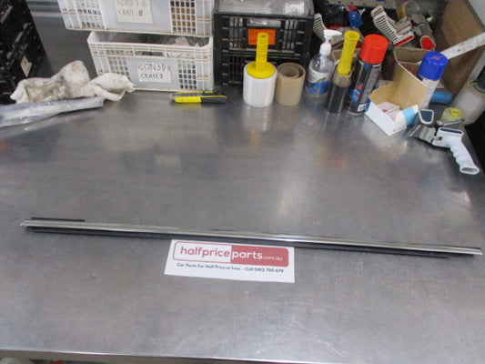 Ford Focus Genuine Front Left Hand Outer Door Moulding New Part