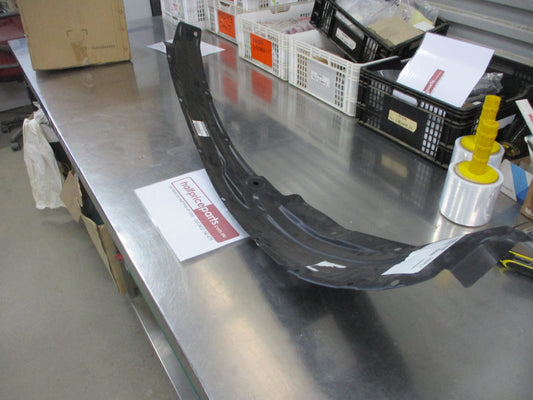 Nissan Y61 Partrol Genuine Right Hand Front Inner Splash Guard New Part