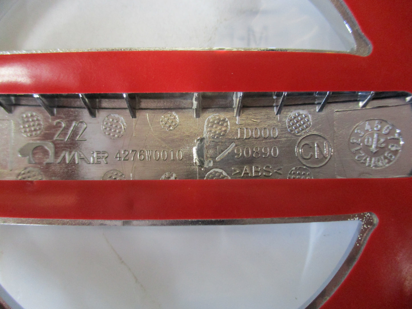 Nissan J10 Qashqai Genuine Tailgate Emblem New Part