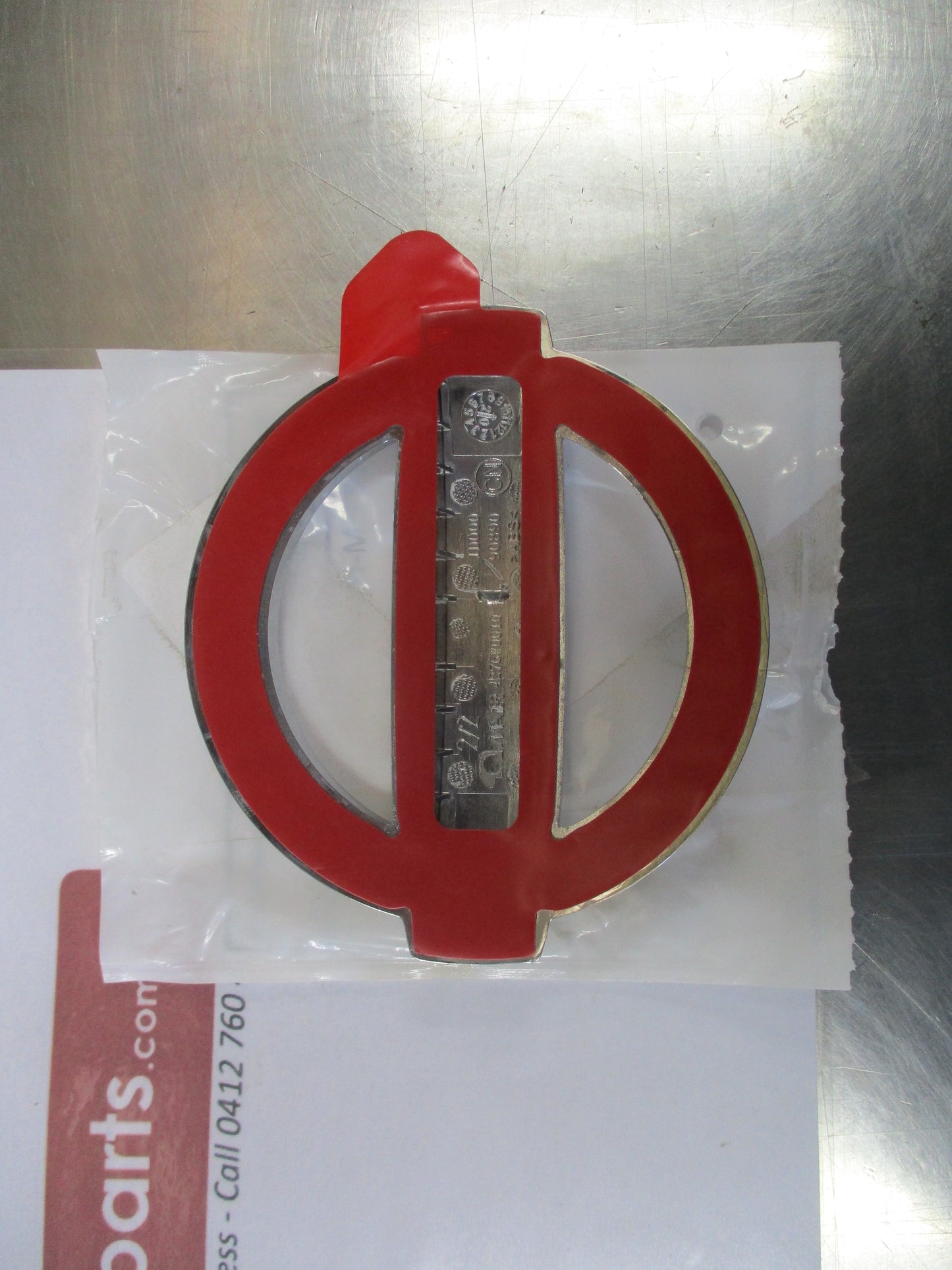 Nissan J10 Qashqai Genuine Tailgate Emblem New Part