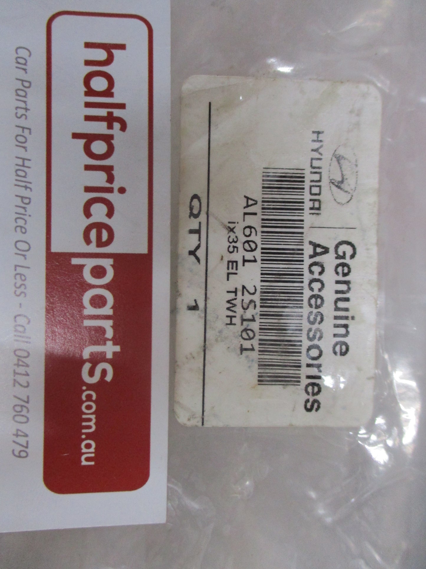 Hyundai IX35 LM2 Genuine Trailer Wiring Harness Kit 7 Pin Flat Plug New Part.
