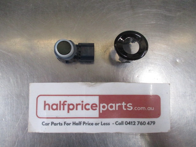 Mitsubishi Pajero Genuine Front Corner Parking Sensor/Holder (Black) New Part.