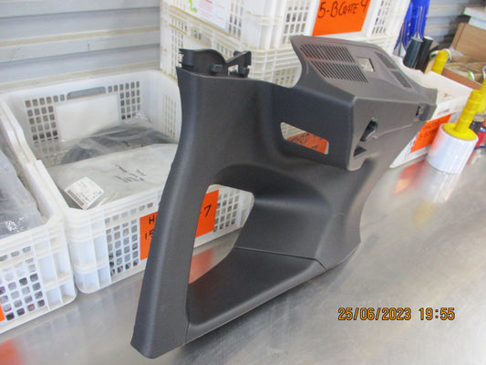 Nissan Qashqai Genuine Left Hand Rear Body Side Trim New Part