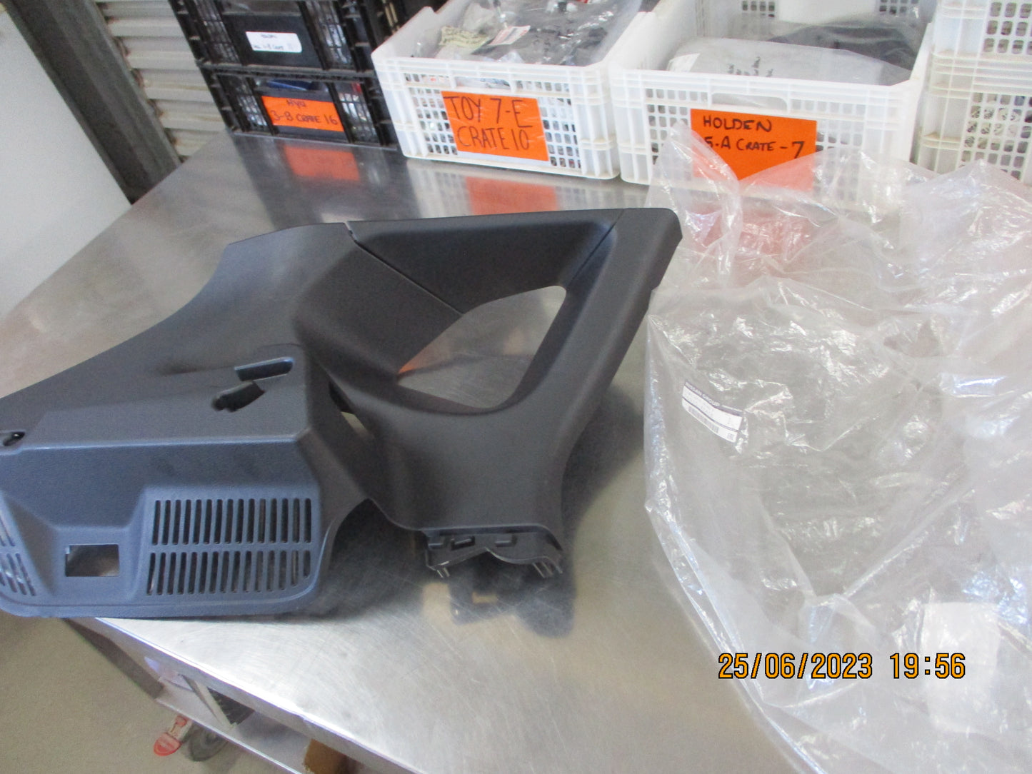Nissan Qashqai Genuine Left Hand Rear Body Side Trim New Part