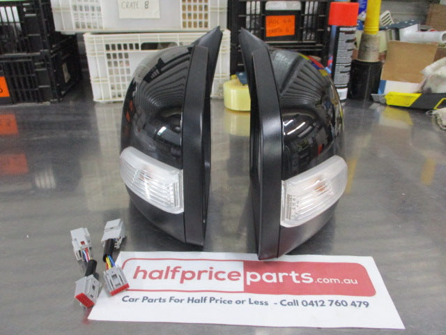 Ford Ranger PX3 Wildtrak Genuine Door Mirror With Blinker Auto Fold (Right/Left) 8 Pin Plug Used Part VGC