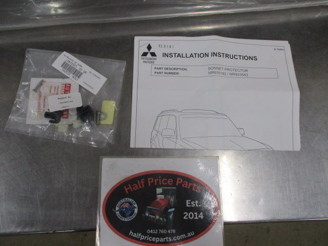 Mitsubishi Pajero NS/NT/NW Genuine Clear Bonnet Protector Kit New Part