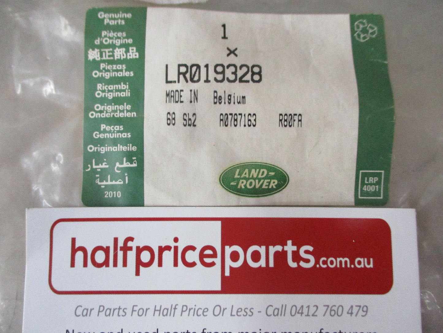 Land Rover Discovery-Range Rover-Evoque-Freelander Genuine Rear License Plate New Part