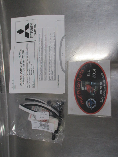 Mitsubishi ZJ/ZK/ZL Outlander Genuine Clear Bonnet Protector Kit New Part