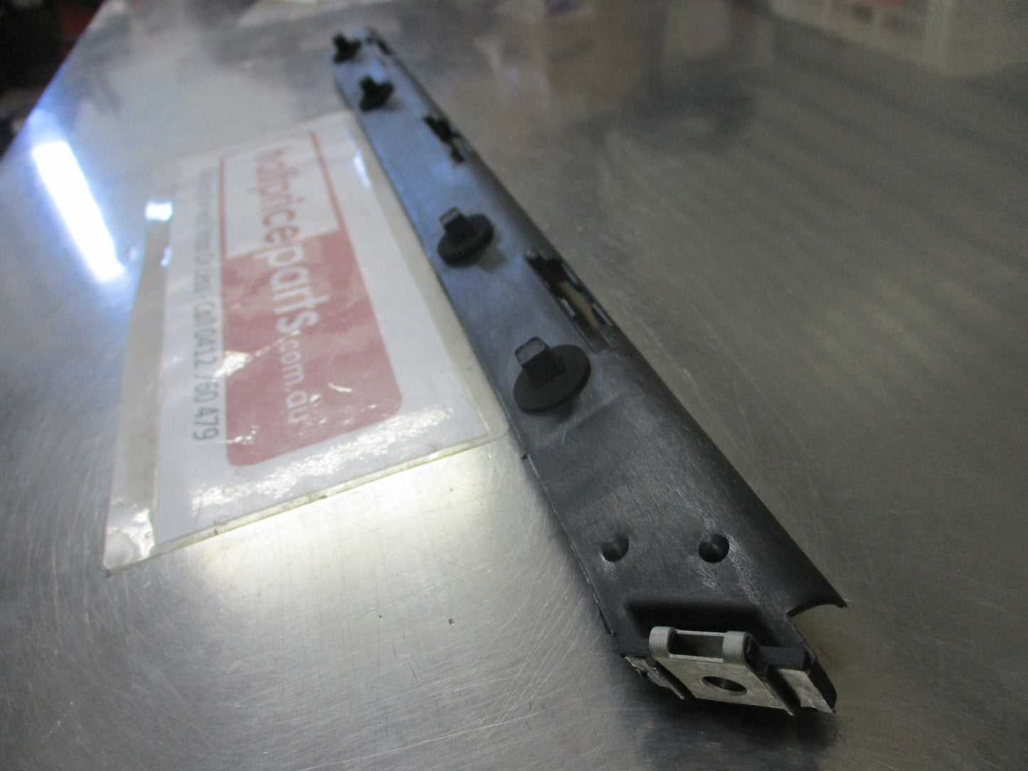 Holden VT-VX-VU-Commodore/Monaro Genuine Left Hand Rear Side Bumper Bracket New Part