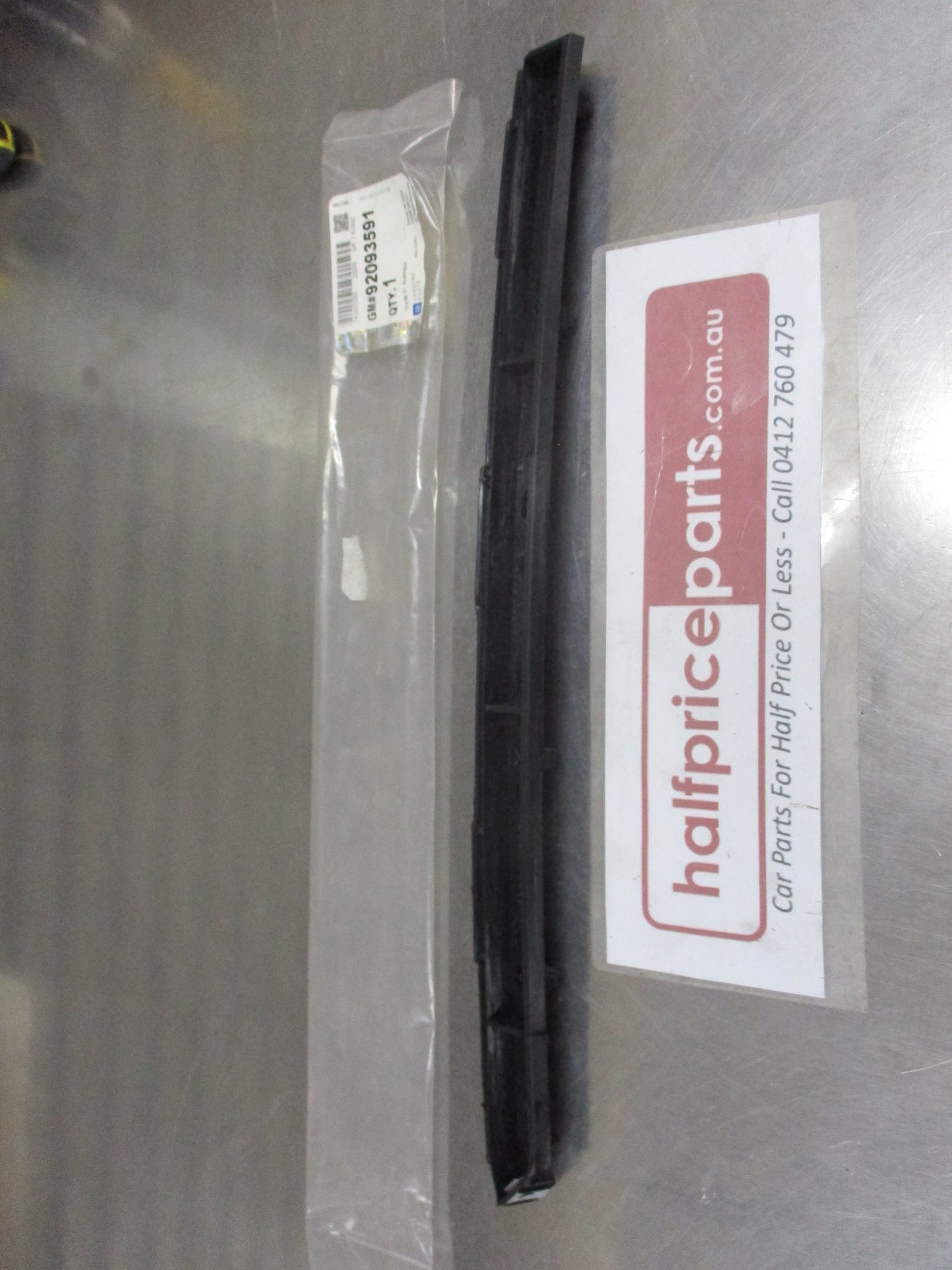 Holden VT-VX-VU-Commodore/Monaro Genuine Left Hand Rear Side Bumper Bracket New Part