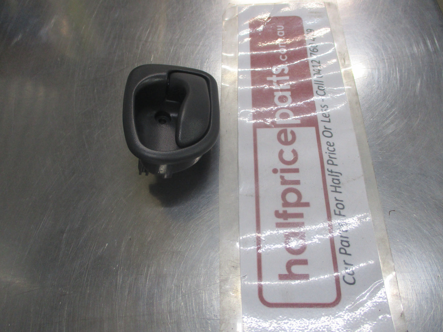 Hyundai Accent Genuine Right Hand Front Inner Door Hand New Part