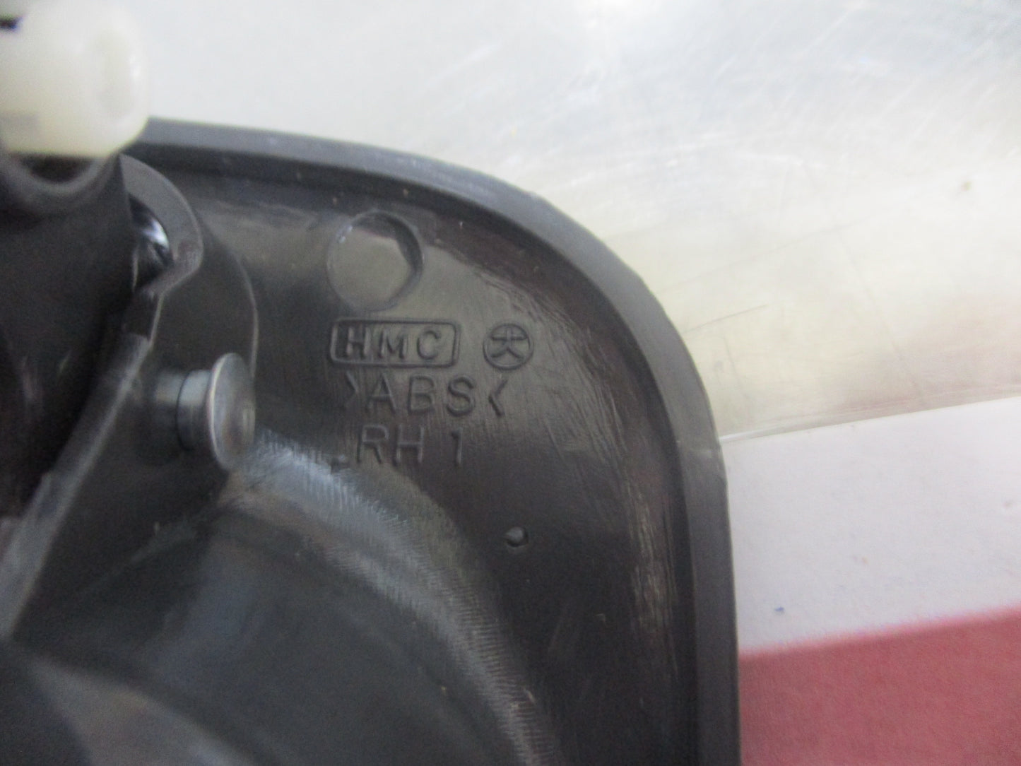 Hyundai Accent Genuine Right Hand Front Inner Door Hand New Part