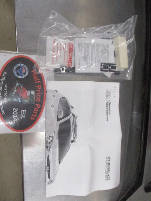 Hyundai ix35 Genuine Tinted Slimline Weather Shield Set Front And Rear New Part