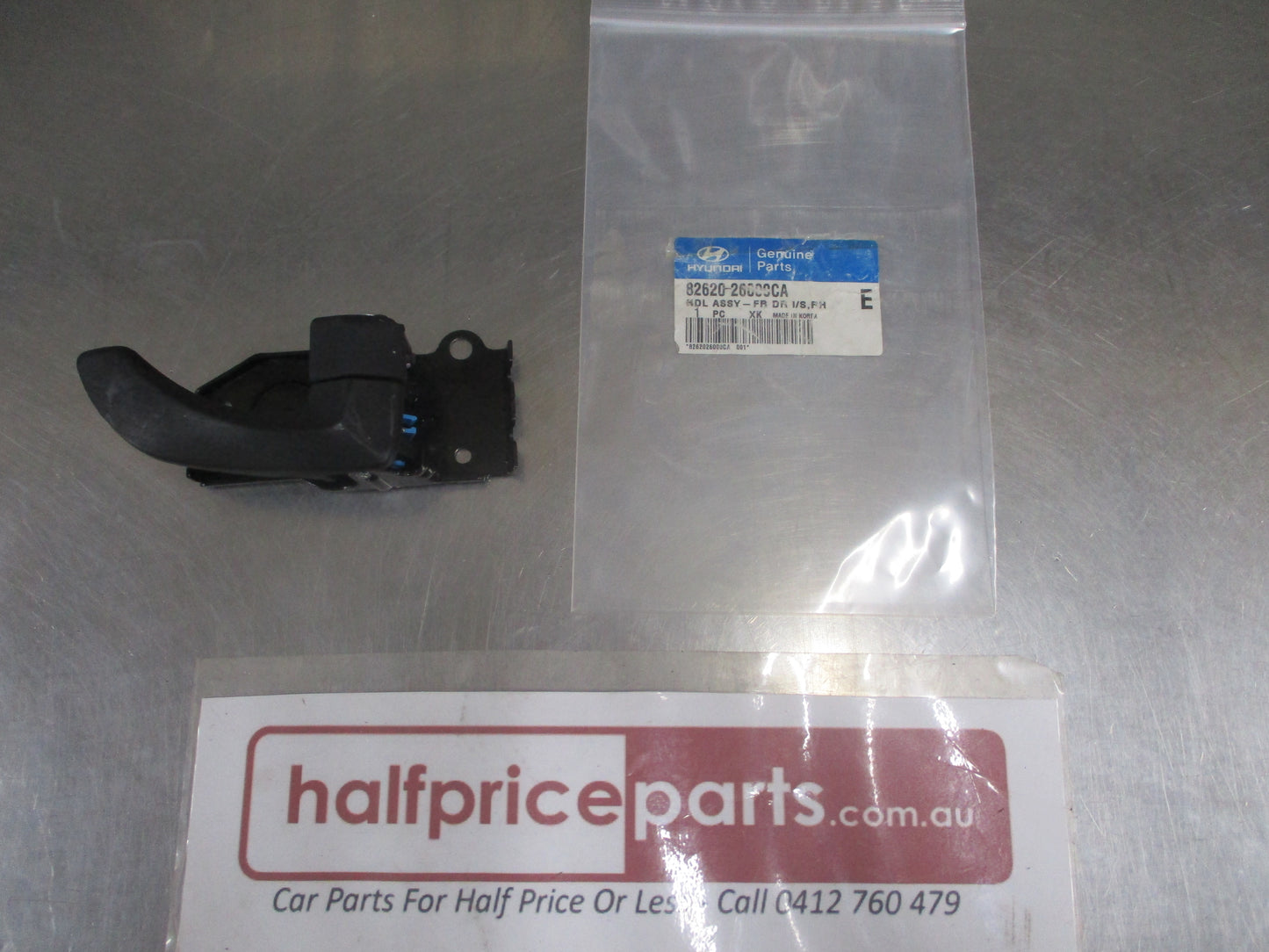 Hyundai Santa Fe Genuine Drivers Front Inner Door Handle New Part