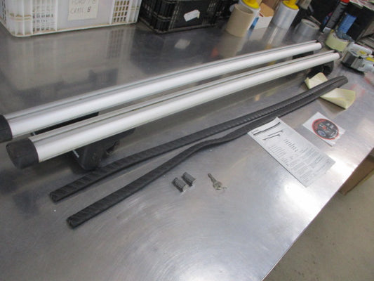 Mitsubishi Outlander ZG/ZH Genuine Roof Rack Cross Bar Kit New Part