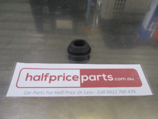 Ford Focus Genuine Top Radiator Mount Bushing Insulator - New Part