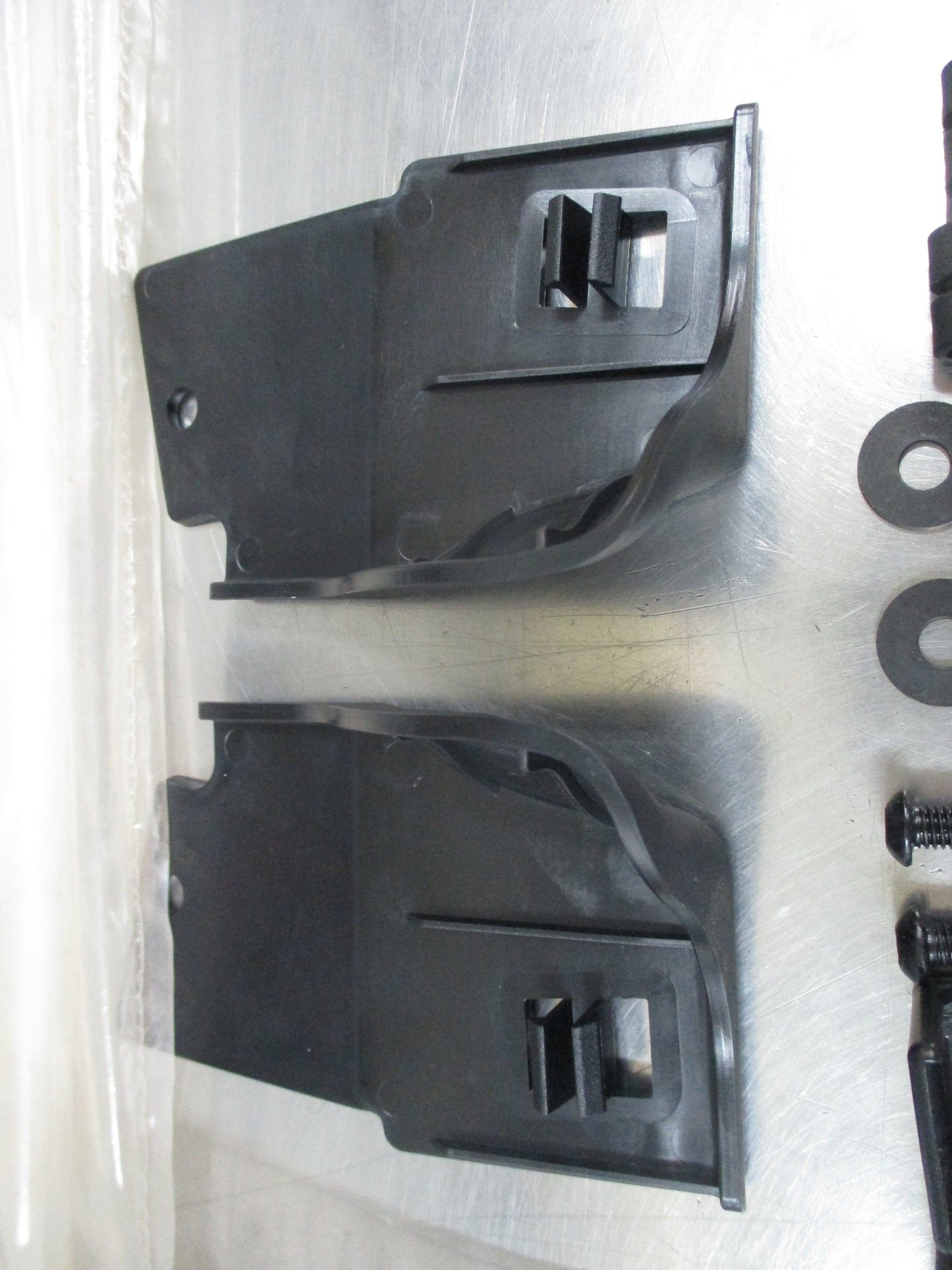 Land Rover Discovery 5 Genuine Rear Mud Flap Set New Part