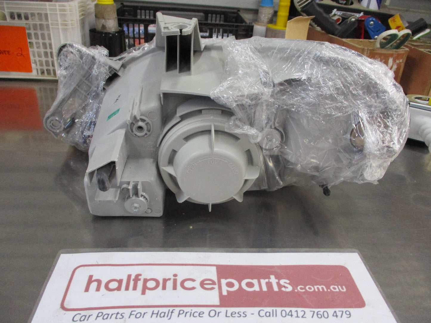 Kia Rio Genuine Right Hand Headlight Reconditioned Used Part VGC