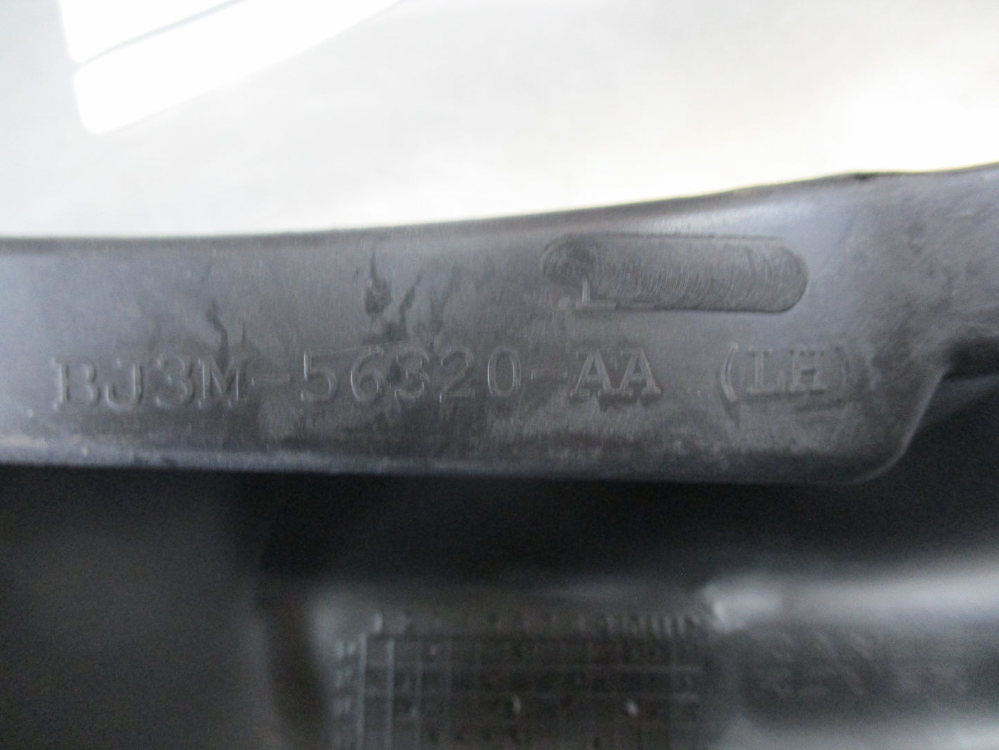 Land Rover Range Rover Evoque Front Mud Flap Set New Part