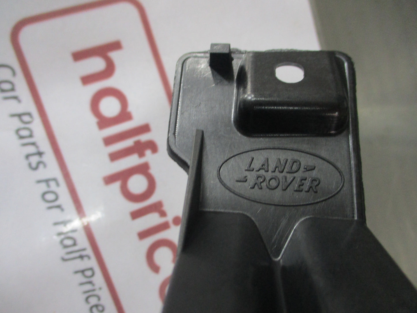 Land Rover Discovery 3 Genuine Left Hand Front Bumper Bracket New Part