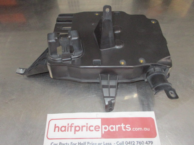 Ford Focus/Escape Genuine ECU Bracket Mounting Box New Part