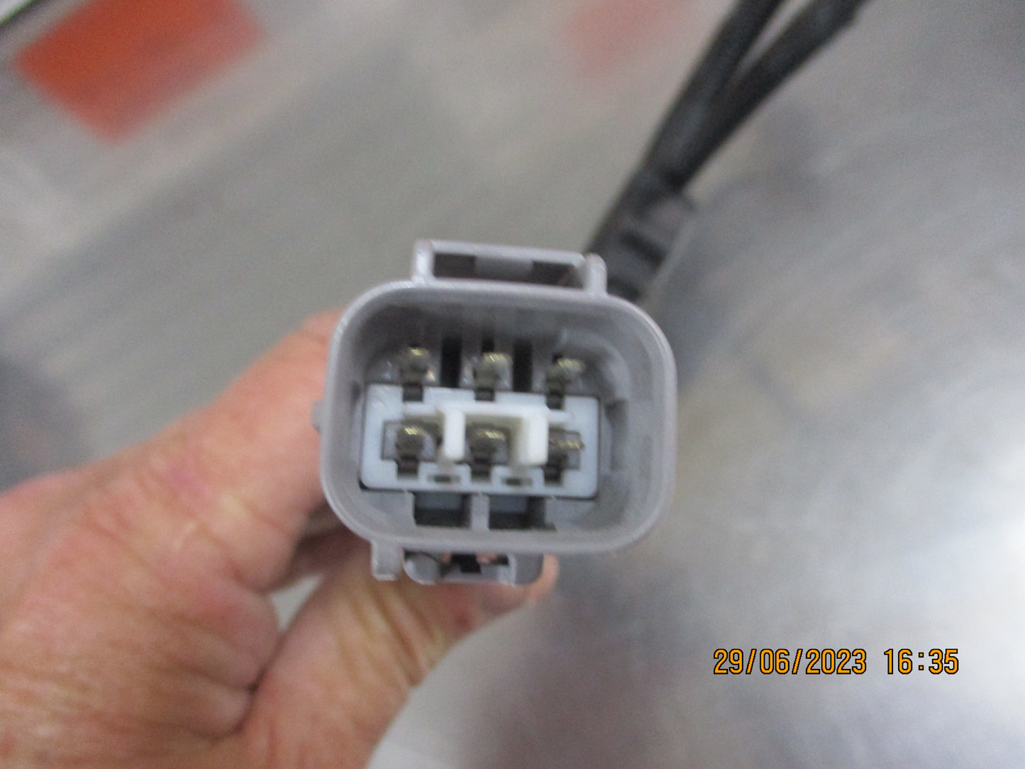 Toyota Hilux SR-Workmate Genuine Bull Bar Patch Wiring New Part