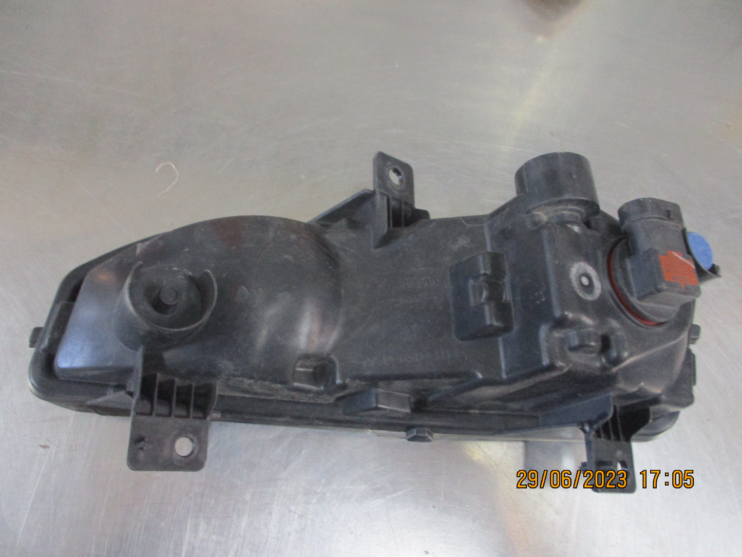 Nissan Qashqai Genuine Left Hand Front Fog Light Assembly Used Part VGC