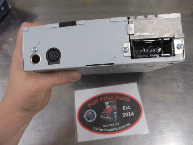 Hyundai Santa Fe Genuine Radio Unit With CD Assembly New Part