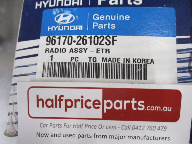 Hyundai Santa Fe Genuine Radio Unit With CD Assembly New Part
