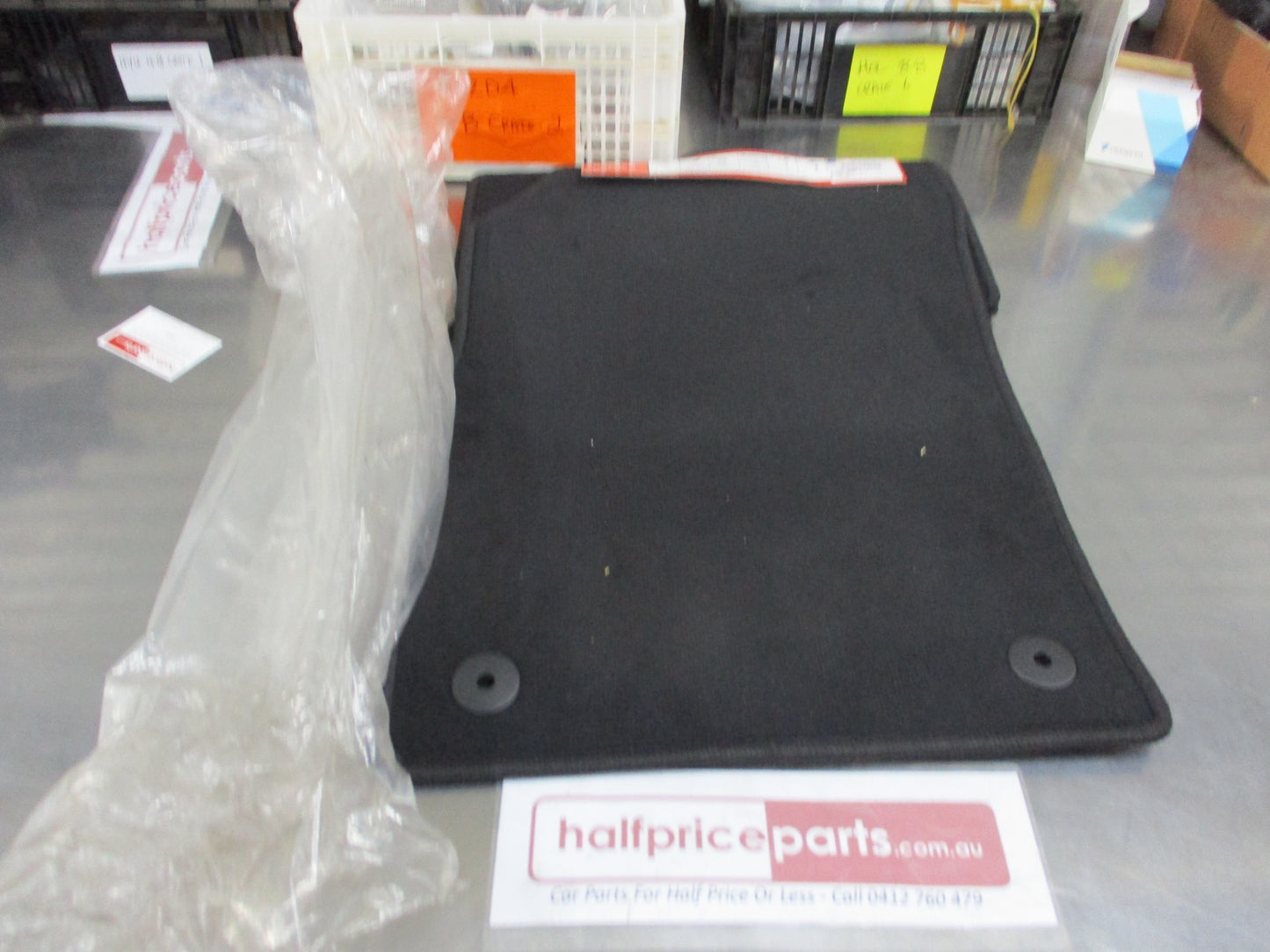 Holden Cruze JG-JH Genuine Set 4 Carpet Floor Mat Set New Part