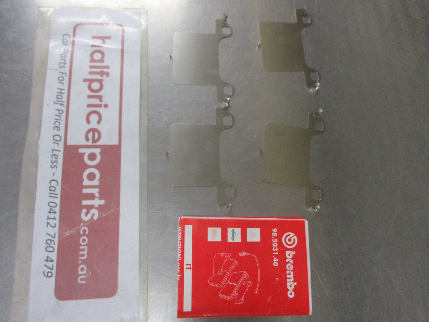 Holden VF Commodore Genuine Brembo Rear Brake Pad Insulator Set Of 4 New Part