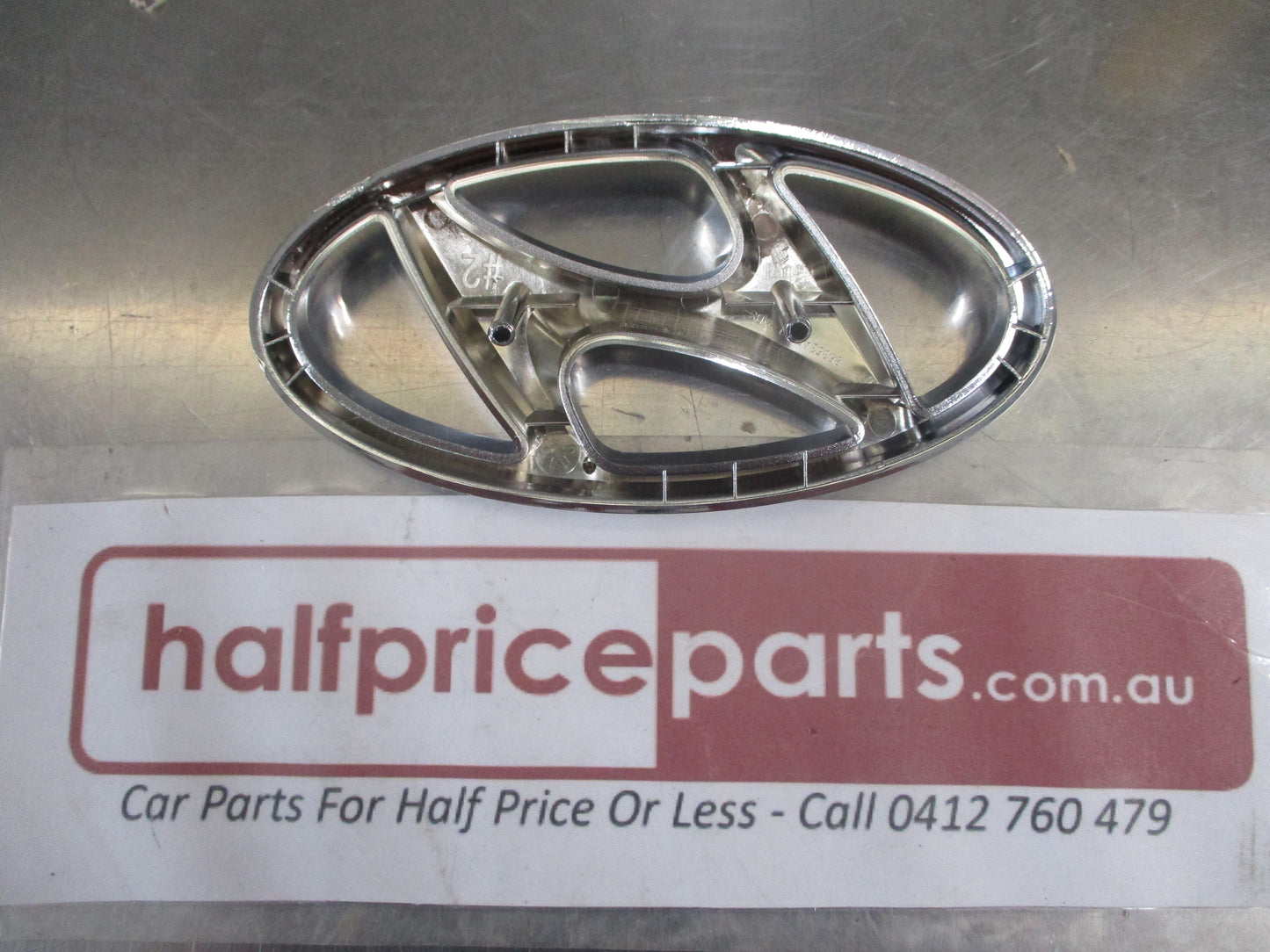 Hyundai Elantra Genuine Chrome Front Grille Emblem New Part