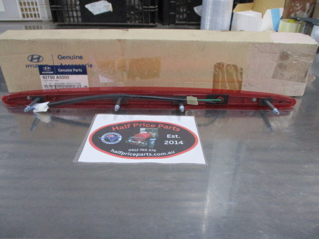 Hyundai Elantra Genuine High Mounted Rear Brake Light New Part