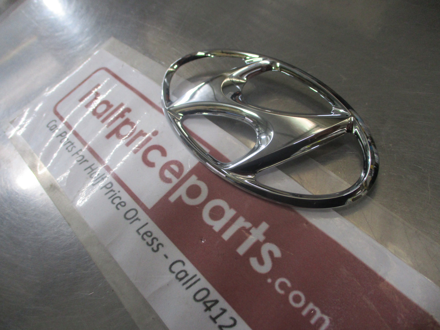Hyundai Elantra/Tucson/Genesis/Santa Fe/Sonata Genuine Chrome Rear Boot Emblem New Part