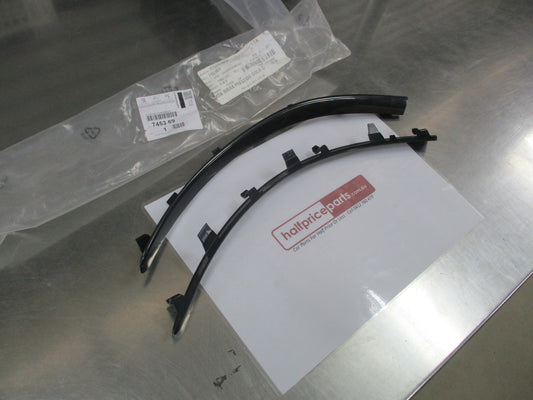 Peugeot 308 1.6 HDi Genuine Front Left / Right Bumper Finishing Trim Non Chrome New Part