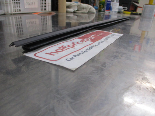 Mitsubishi Pajero Genuine Right Hand Front Door Belt Line Window Moulding New Part