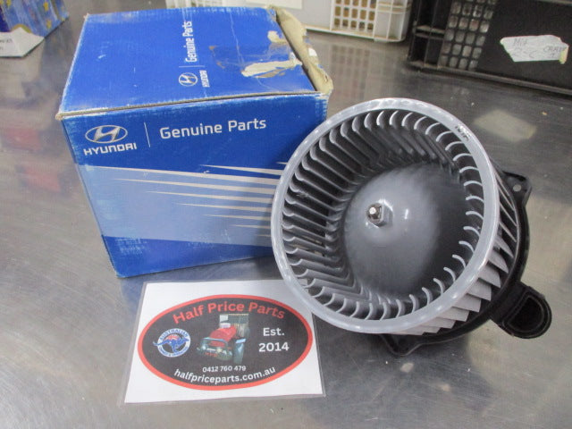 Hyundai I30 / Kia Cerato-Ceed-Rondo Genuine A/C Blower Fan and Motor Assembly New Part