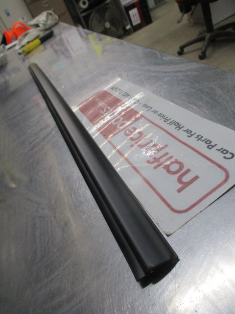 Mitsubishi Pajero Genuine Right Hand Rear Side Moulding New Part