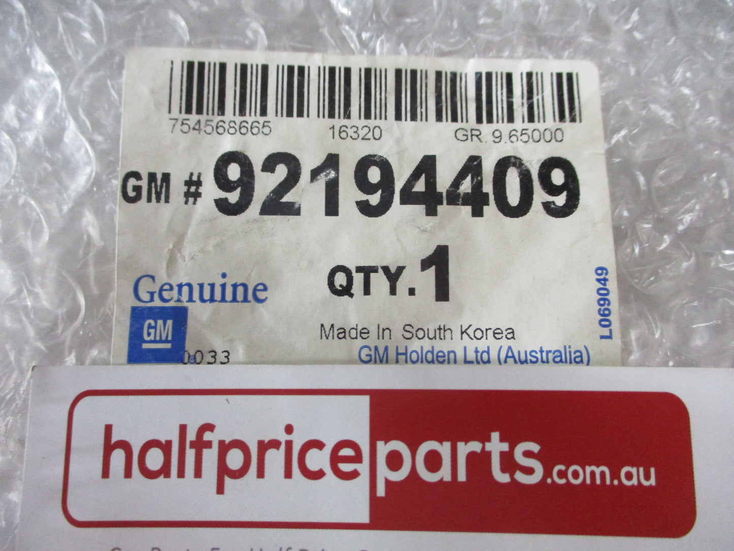 Holden VE Commodore WM Statesman Genuine Steering Wheel Controls New Part