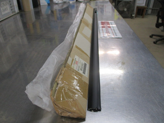 Mitsubishi Pajero Genuine Right Hand Rear Dip Moulding New Part