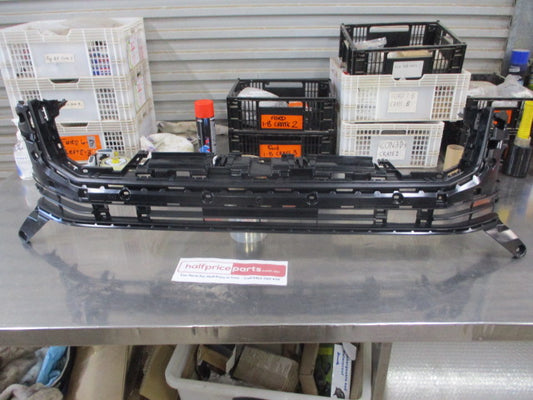 Toyota Landcruiser 300 Series Genuine Front Grille Sub Assembly New Part