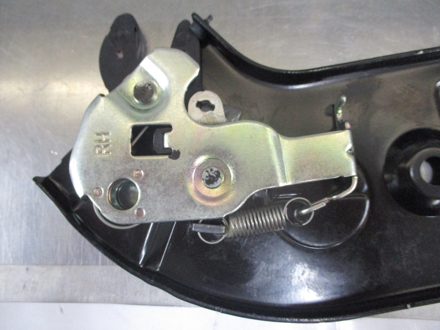 Hyundai Iload/I-Max Genuine Right Hand Rear Door Hold Open Lock New Part